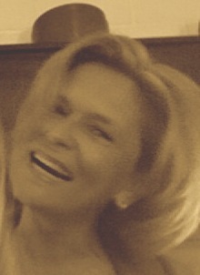 FabienneLens's profile picture. 