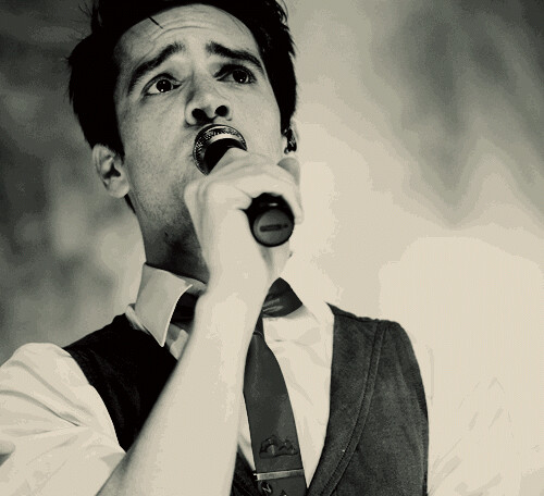 BrenBUrie's profile picture. Let's Reinvent Love.
{Roleplay/single}