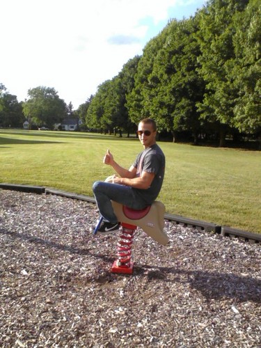 evanarnett's profile picture. 