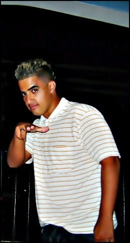 Não busque ser melhor do que as outras pessoas, tente ser melhor do que você é hoje        MSN : kinho.zica@hotmail.com