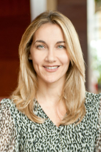 Founder of AWC boutique PR agency in the luxury lifestyle space. Host/moderator. Love to travel.