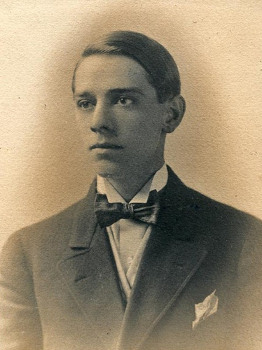 DubraRamos's profile picture. Money can’t buy love, but it improves your bargaining position.