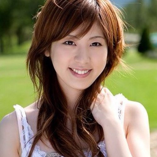 CaylaPN2's profile picture. My name is cayla i live in district 2 my family perished in a fire Single