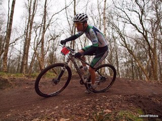 rickoosterlaar's profile picture. Proud daddy of Tom&Nikki | Physio/manualtherapist |Teamphysio Reggeborgh speedskating | Sub3 Marathon Runner | mountainbiking | skiing