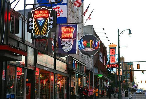 Non-Profit Org. in Memphis, TN- mentoring place to youthful aspirants of Music and a home for senior musicians passing it on to the next generation.