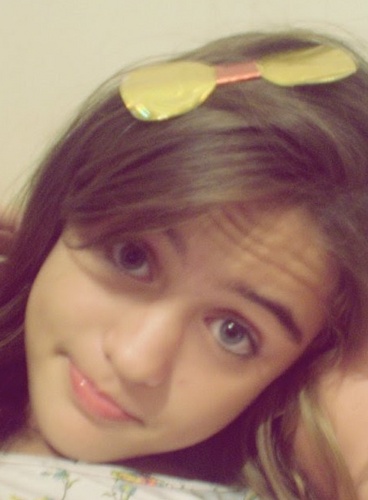 ' SOU CIUMENTA PRA CLH !
chata quando é preciso, sou do tipo que se chateia por pouco coisa , sabe?.
as vezes sou um pouco complicada.. sou feia & teimosa.