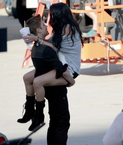 JustinDBiebCLRP's profile picture. This is my #SwaggWorld. I'm glad that I've reached where I am today. Taken by Sel. #CLFamily