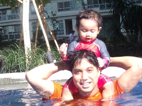 JoeMaristela13's profile picture. 