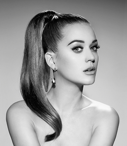 i am not Katy Perry. just fan! i love @katyperry so much ♥ she's perfect. are you hate? go to fuck yourself!