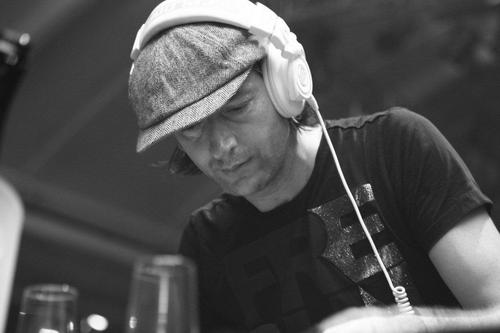 DJ Cuzco (Remko van Kan) is a Dutch DJ / Producer. His sets are groovy, eclectic and uplifting and so are his own tracks