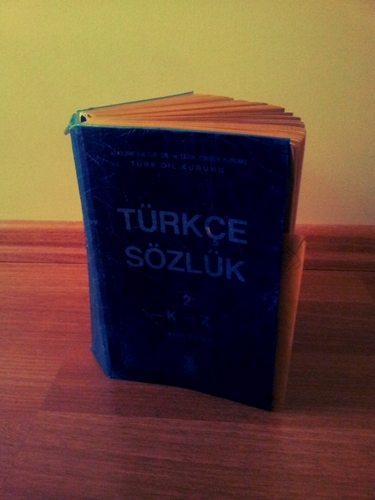 Livan-i Dugatit Türk 2012/5 Merdiven Altı Edişın Available in Hiyır.