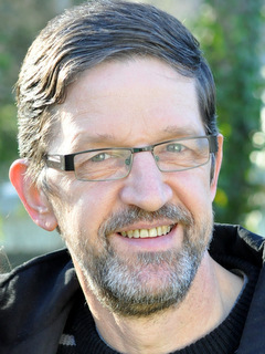 NorbertRennert's profile picture. Nuts about literacy.