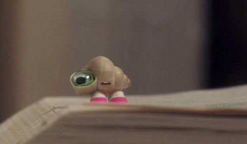 SnoozinNTreatz's profile picture. This is a blog of a worthless 20 something year old that lives and breathes music. I want to introduce everyone to the “crunch” of all types of music.