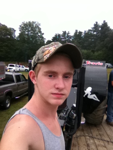 im nathan wales, 17 im a country boy at heart. hmu