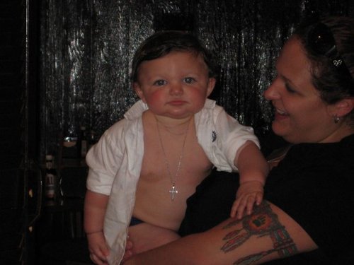 Gages_Moma's profile picture. candy is dandy but liquor is quicker