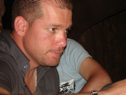 semih_Y_'s profile picture. 