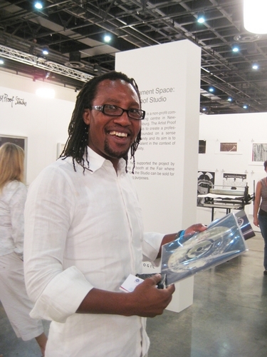 Visual Art Practisioner and a lover of all things creative.