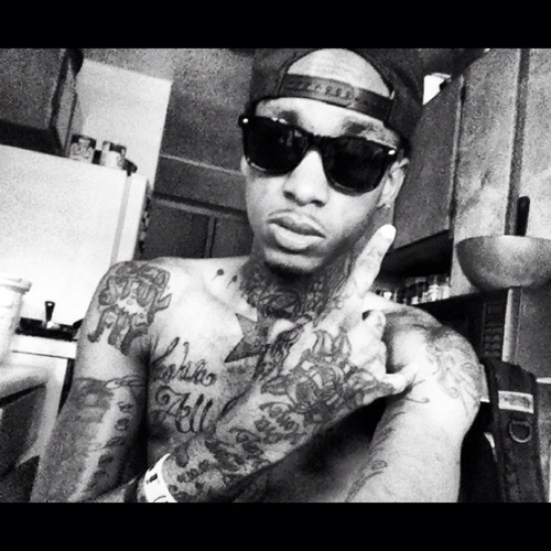 DJDiZZYHMGFYB's profile picture. Instagram Dizzy_vs_Mixxy

BBM 32EAA968

djdizzydamosthated@gmail.com

DJ/RAPPER/PROMOTER

#DiZZYGANG

#HMGFYB

#TEAMFOLLOWBACK

#TEAMPORNSTAR

#TEAMTATTDUP