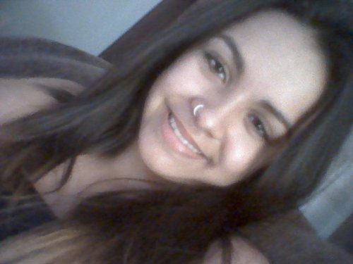 não tenho tempo de odiar quem me odeia, ando muito ocupada amando quem me ama ! ;)