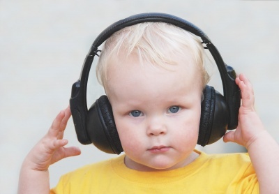 De MuziekTweeter. We Tweeten Allerlei Soorten Muziek Voor Jullie. #Muziek
