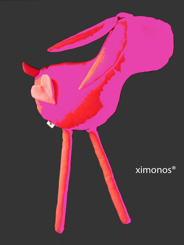 ximonos's profile picture. mascotas en forma de cojin · Diseño de muebles