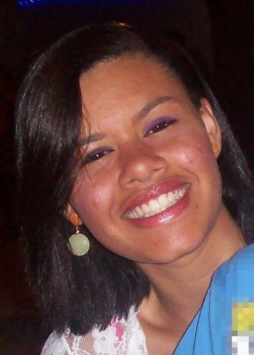 Ariana,Bipolar,Solteira .
#BFF da @Clarice_95 .
Sou Feliz Como Posso ;*