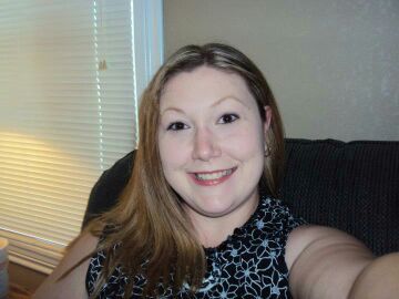 Laurakay07's profile picture. Loving my life as a mommy & wife.