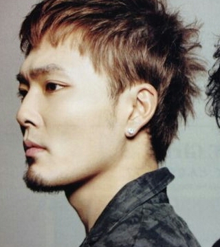 みなさんこんにちは！BREATHEの多田和也です。宮田慧くんと2人で活動させてもらってます。今後ともBREATHEをよろしくお願いします!!