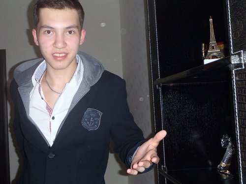 Алибек Жакиев