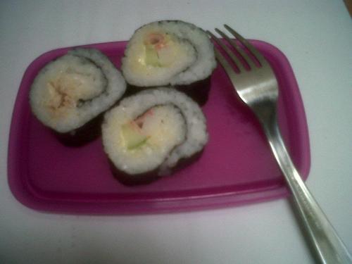 homemade sushi bisa delivery murah meriah, rasa bersaing. delivery di sekitar itb