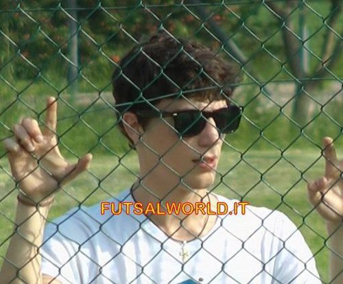 Davide_Cavadini's profile picture. L'amore è una forma di pregiudizio, si ama ciò di cui si ha bisogno. 
C.B.