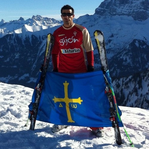 NachoPeLLo's profile picture. De Gigia. Traveserina '15, Travesera '16, Transvulcania y travesera '17, Zegama y Traveserina ‘18, travesera ‘19 Tan Fechas!! #PuxaSporting C.D.Horizonte Gijón