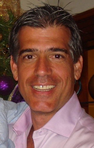 queesloque's profile picture. 