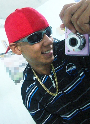eu Amo a Minha Prima , @_lezinnha ♥ ,    ,  irmão Do @_Evalldinho && Best dda @__bbeloira  ♥  rÁ , so muito amigo da @_lacta , ela é muito besta rs. s2'    .;*