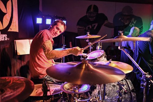 HumptulipsBand's profile picture. Humptulips is a country band with a twist of rock from Washington State. To book Humptulips at your next event, contact ashley@humptulipsband.com