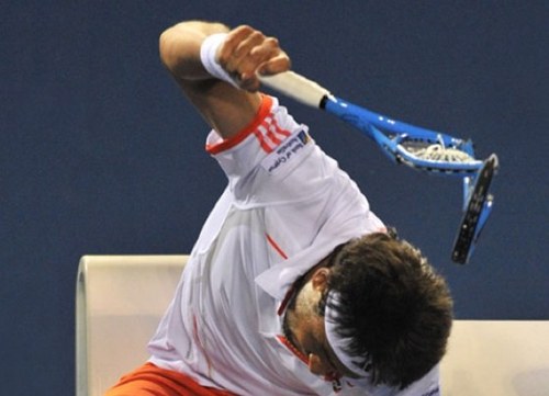 BadTennisProbz's profile picture. I'm a tennis player and I'm proud.