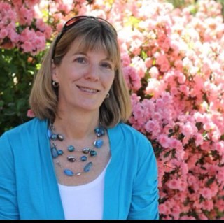 I'm an educator of 33 years, with a love of technology, travel, hiking and reading.