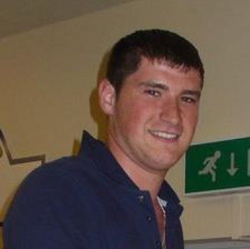 piercebrozza's profile picture. Football. Cricket. Darts. West Ham.