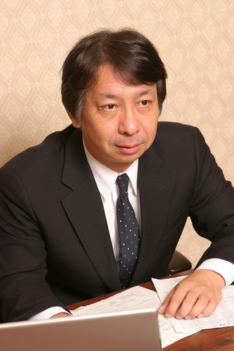 FX大好きです。お金を稼いでも残すのは大変です。残すためには投資が重要です。投資の中でもっともリスクが少ないのがFXです。効率的にFX投資をするのが大好きです。