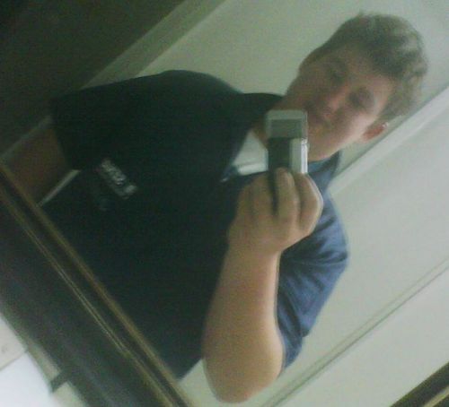 marlom_mhc's profile picture. I am BATIMAM