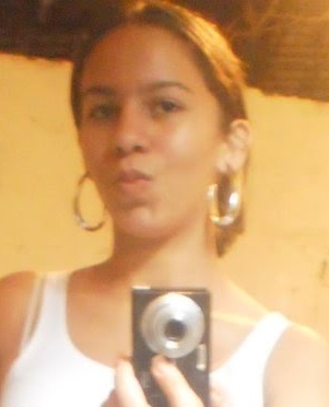 ''Meus amigos conhecem a minha história, mas os meus melhores amigos viveram ela comigo.'' , eu amo você amg :$  ps @LoorenaKaroline , s2 '