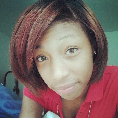 #TeamLesbian . Music is my life .