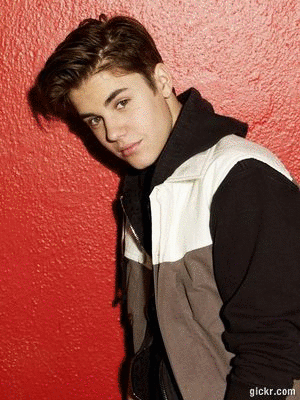Supporting @justinbieber forever!
He is my inspiration! 
I'm his HUGE fan!
Justin please follow me back 
♥♥♥
Tweet me to get followed