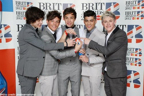 OneDfact's profile picture. one direction facts and quotes!
I follow back! xx