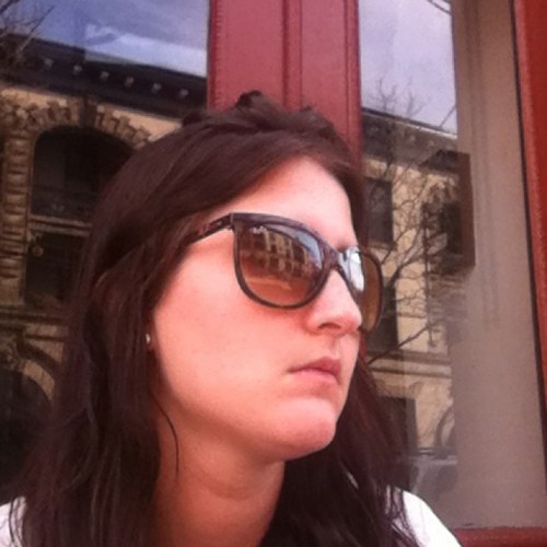 dhecht711's profile picture. hi, i like twitter.