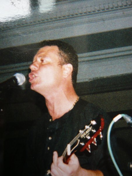 simonmullish's profile picture. Gooner.Guitar player. Living in Spain via Gants Hill !