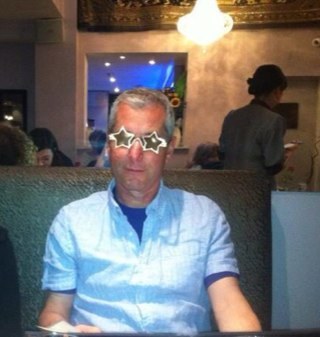 MakKnott's profile picture. 