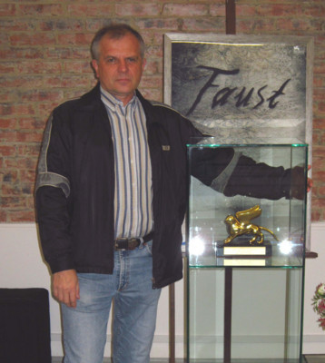 Юрий Николаев