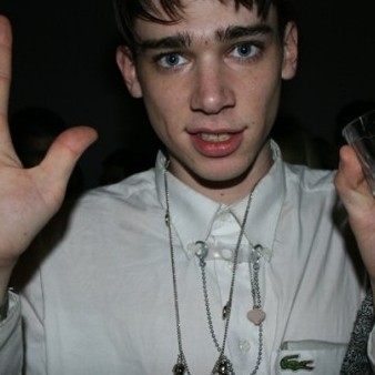I wanna be your friend.
http://t.co/XtT9VJgvTe