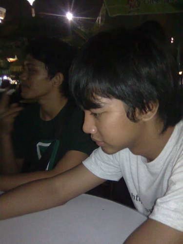 merciacont's profile picture. Crônicas de um cidadão abandonado éa manifestação devários cidadãos do Guarujá abandonados pelo poder público. Visite-nos http://t.co/vK5wwkdZlm